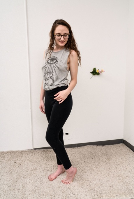 Luci Lovett star perfect archive