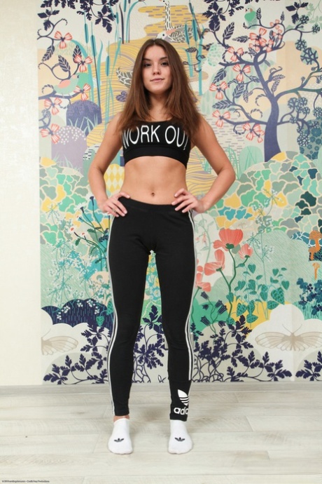 Evelina Darling erotic model galleries