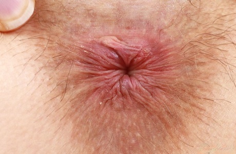 primo piano del buco del culo nudo perfetto immagini