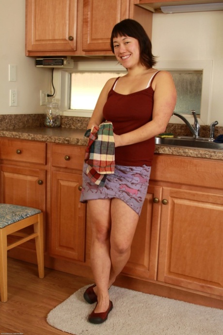 mature asian milf nice photos