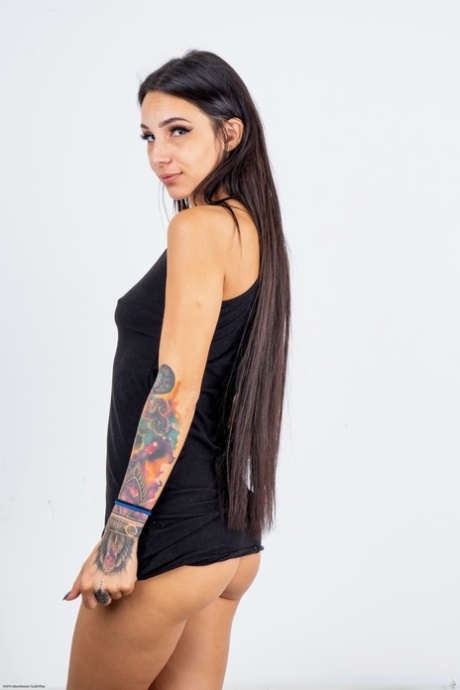 Kitty Carrera sexy model pictures