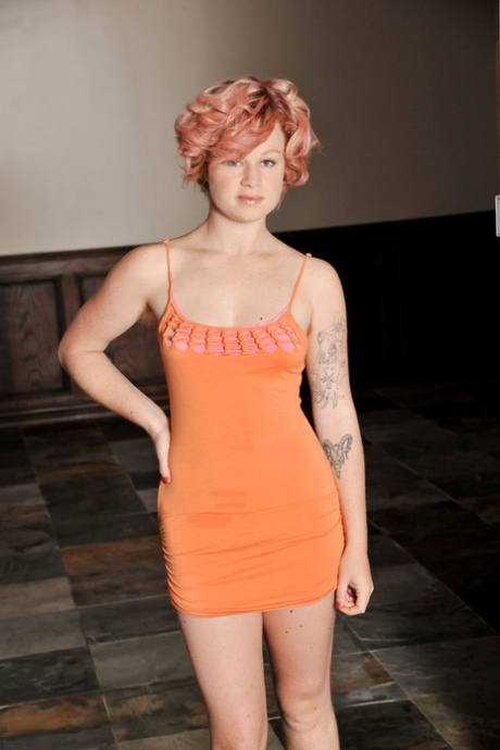 curly hair teen beautiful naked photo