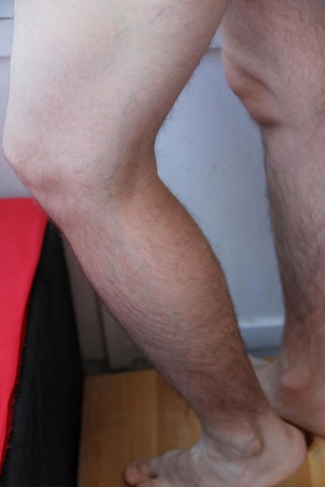 hairy mature xxx image