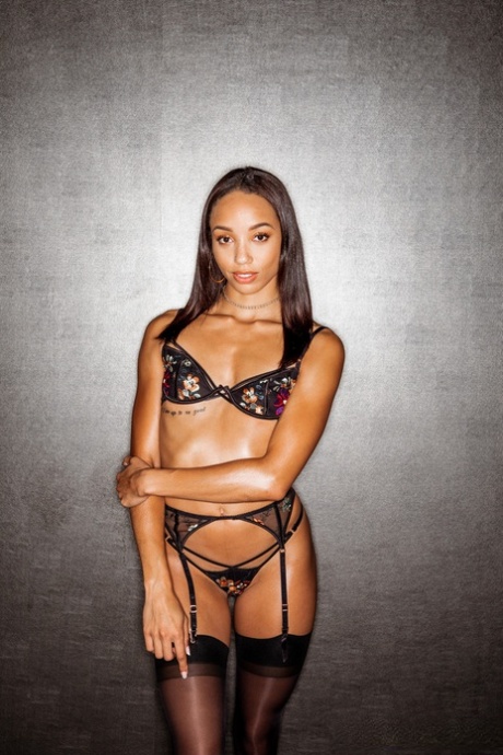 Alexis Tae beautiful pornstar galleries