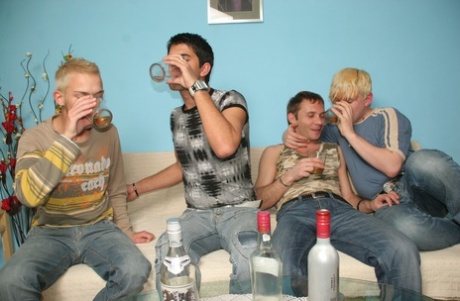 amateur gay hot xxx gallery