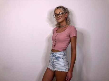 Tallie Lorain pornstar free galleries