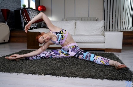 yoga pants spread beautiful xxx pics