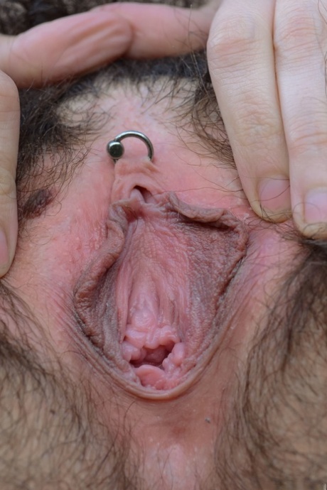 meget behåret fisse nøgen pornografisk pic