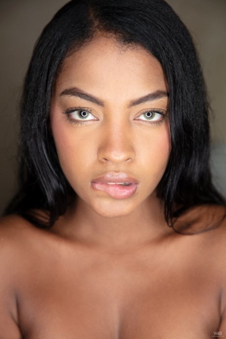 exotic teen hot nude img