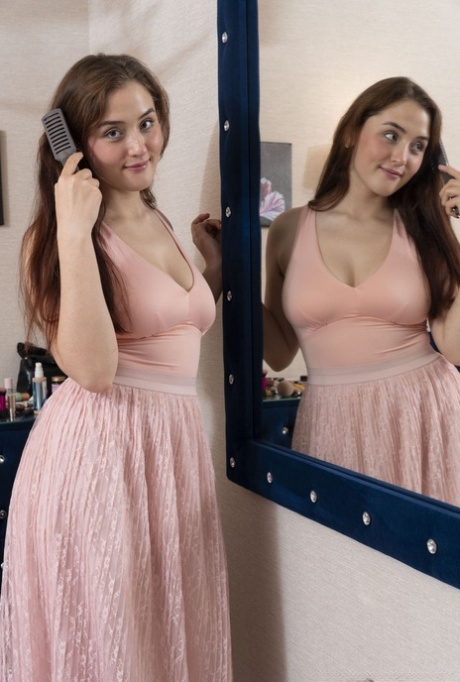 Alexa Black model high quality images