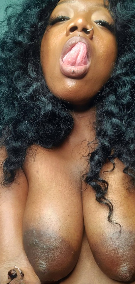 ebony dildo exclusive pic