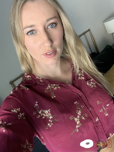 milf delgada adulto de alta calidad foto