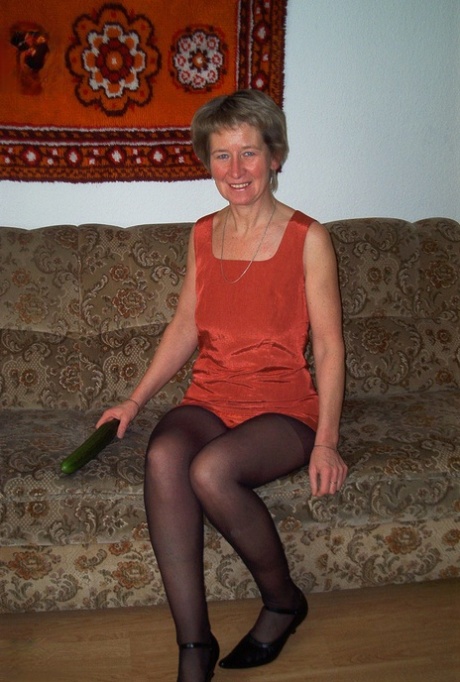 mature wife hot sex pictures