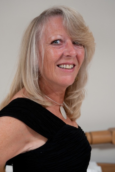 mature face hot xxx image