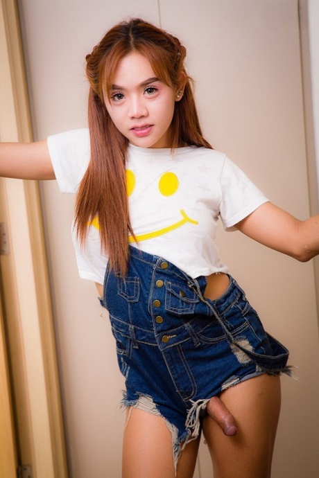 thai shemale hot pics
