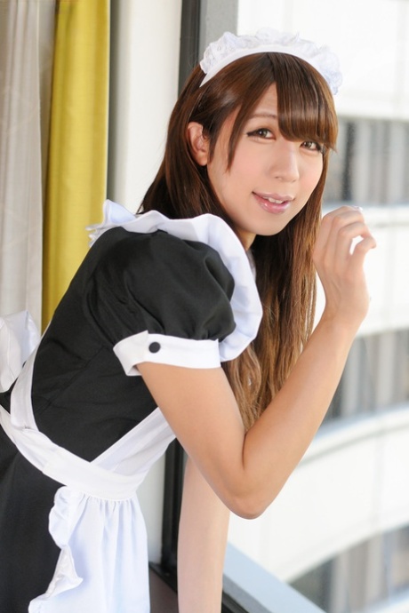 shemale uniform hd topp bilde