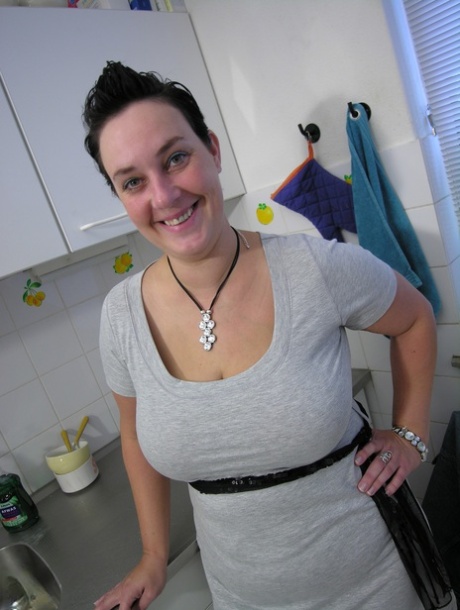 short hair bbw art porn photos