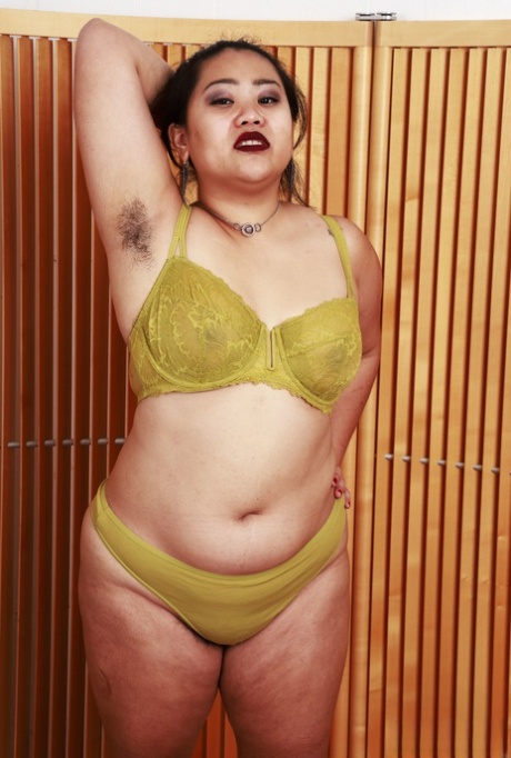 grosses asiatiques chaud nu galerie