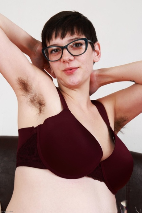 hairy pregnant beautiful naked picture