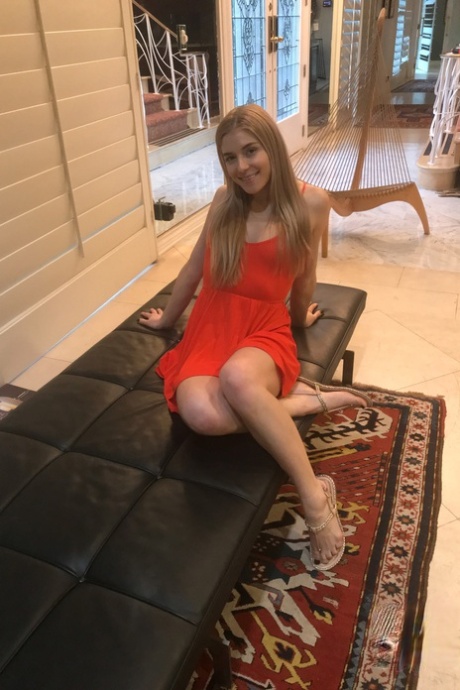 Nikki Peach adult star photos