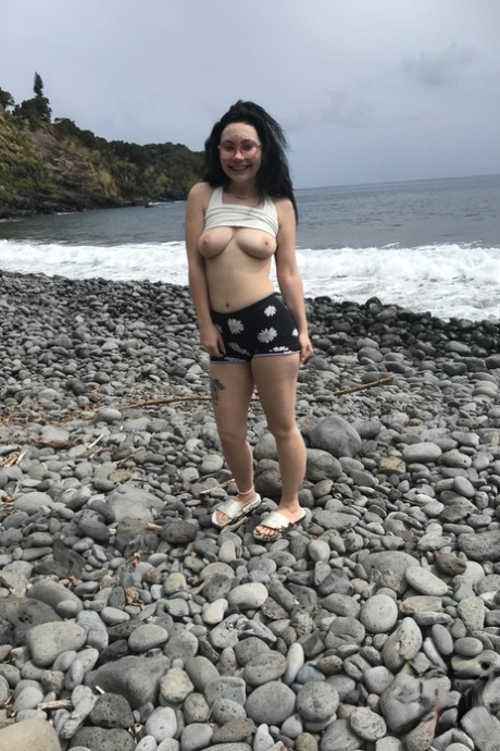 公开露阴 熱裸 圖片