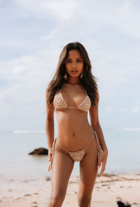 playa asiática erótica exclusiva imágenes