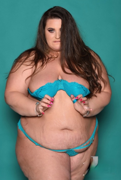 Yazmin hot pornstar photos