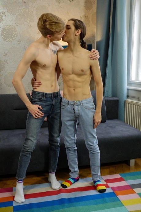 schwules Küssen beste erotische galerie