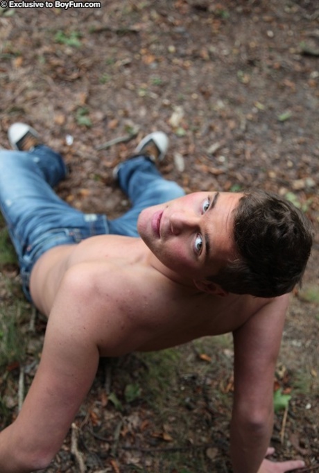 gay al aire libre pornografico de alta calidad archivo