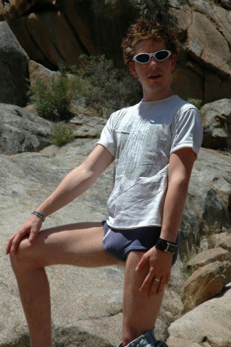 gay outdoor porn gallery