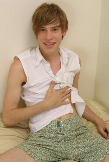 cute gay beautiful nude pictures