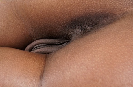 ebony pussy close up free xxx pic