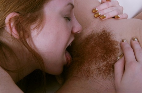 beautiful hairy hot porn img