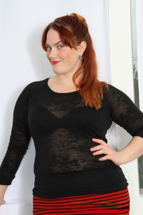 pelirroja gordita sexo de alta calidad galería