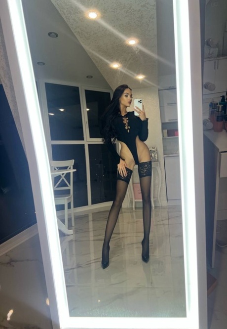 俄罗斯模特 美麗的色情 圖片