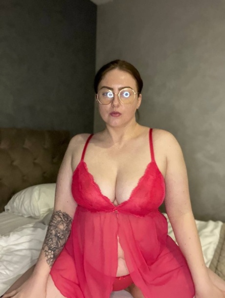 mollige Brille hübsche pornographische foto