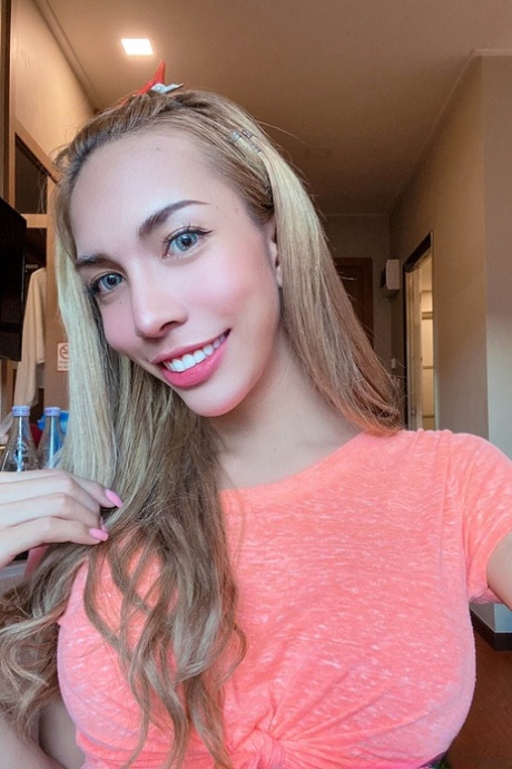 holky s penisy nahá perfektní galerie