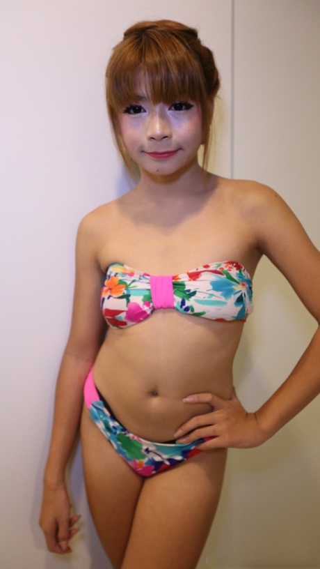 bikini ladyboy sexe exclusif archive
