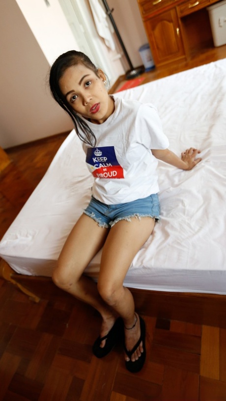 tiny asian beautiful nude img