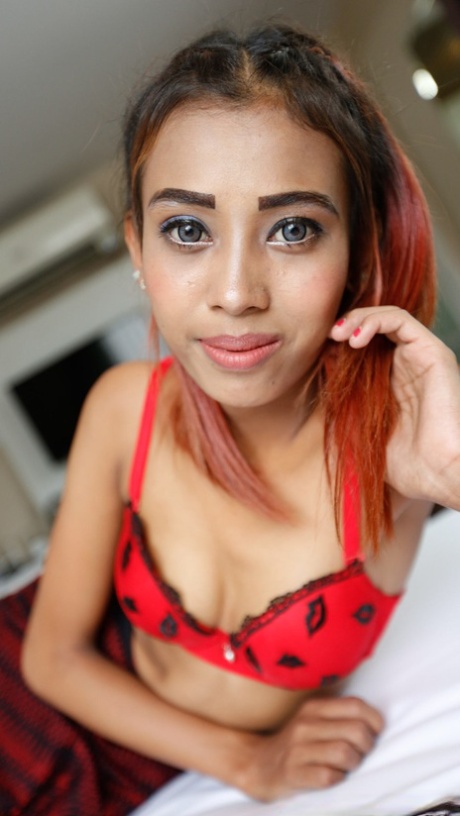 adolescente tailandesa desnudos gratis imágenes