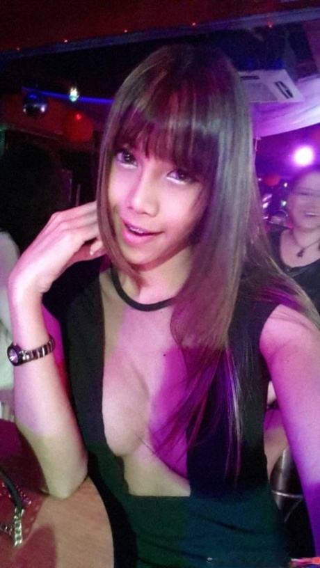 lingerie da nonna nudi pornografici gallerie