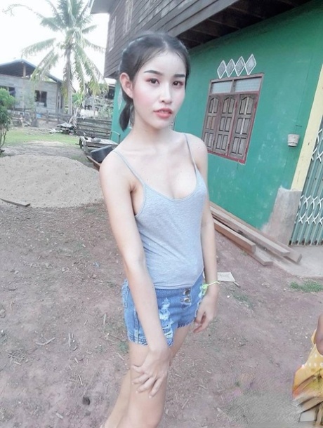 teen ladyboy hot photos