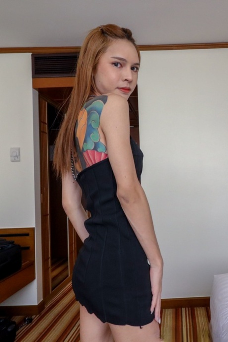 lille ladyboy perfekt sexet fotos