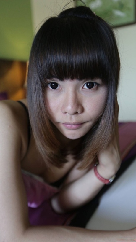 petite ladyboy porno pictures