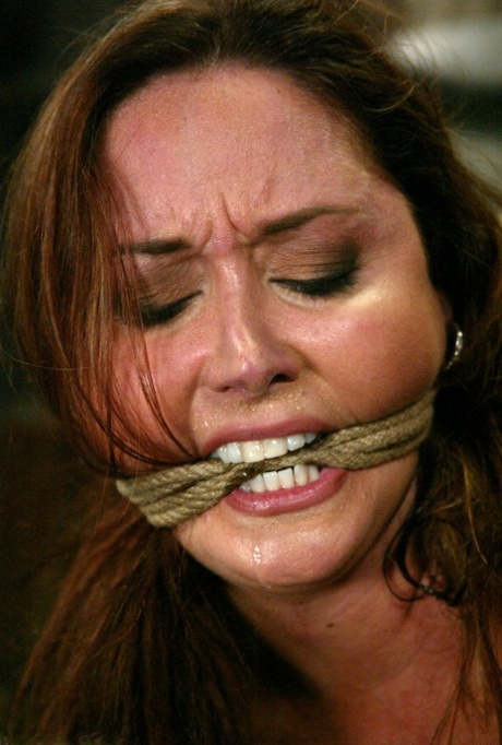 MILF bdsm erótico perfecto fotos