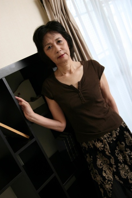 asiatisk moden ganske sexy bilder