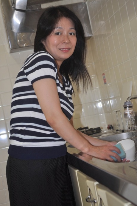 mature asian milf art naked photos