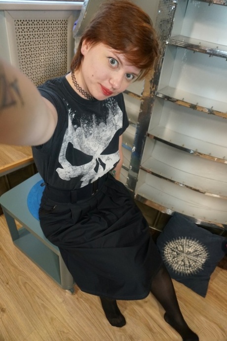 short hair redhead porno galleries