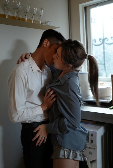 asiatisk kone nøgen fri Foto
