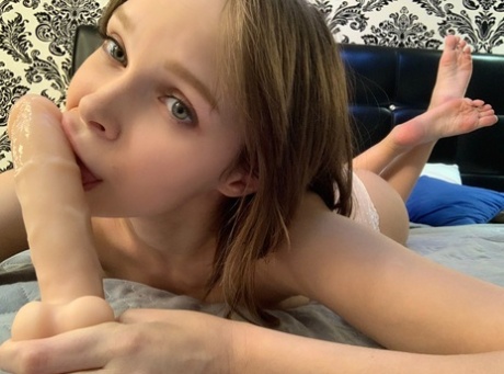 pretty feet porn img